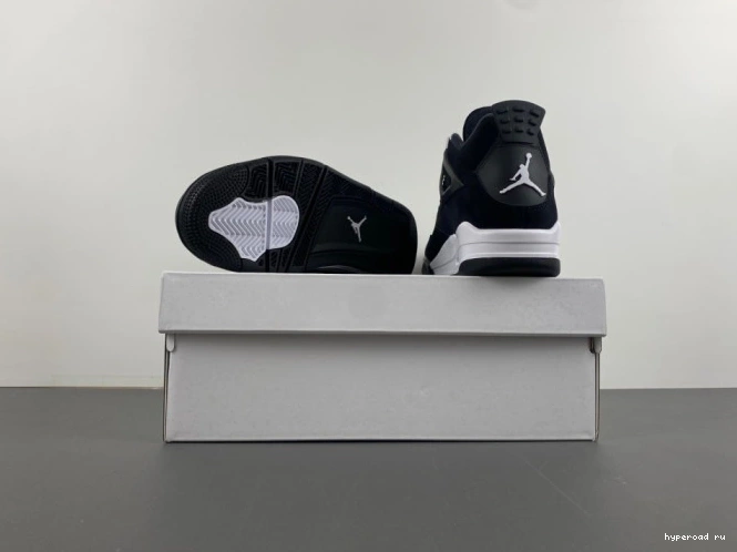 Thunder Air FQ8213-001 Retro Jordan White 4 0628